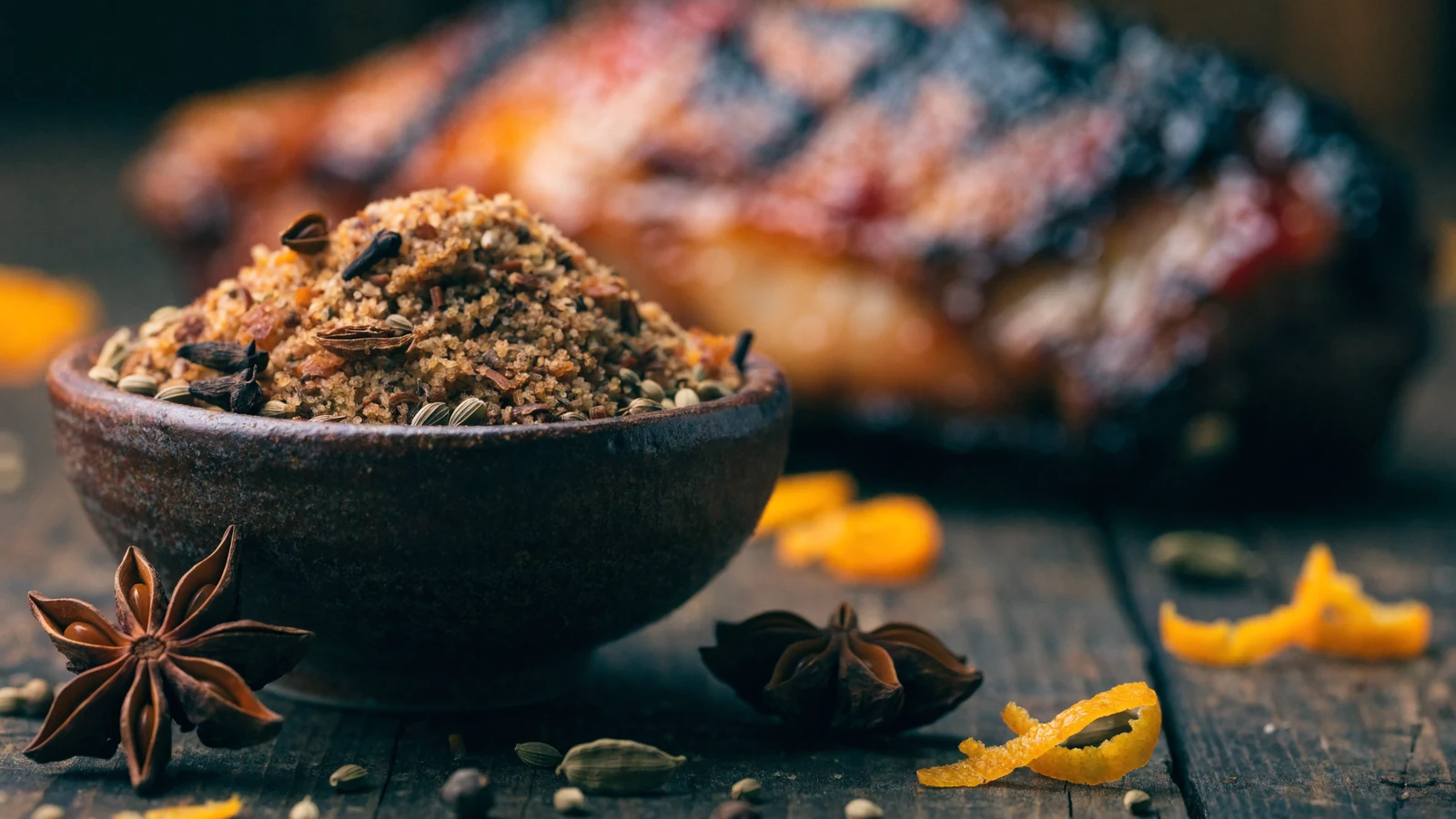 Fünf-Gewürze-Orangen-Rub mit Sternanis, Zimt, Sichuanpfeffer und Orangenschale